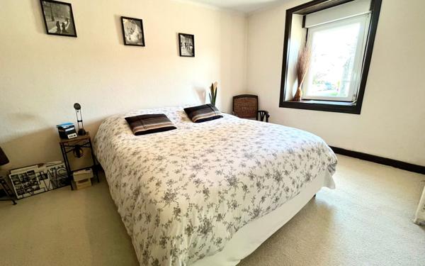 Maison à vendre    4 pièces • 197,67 m2 Maël-Carhaix