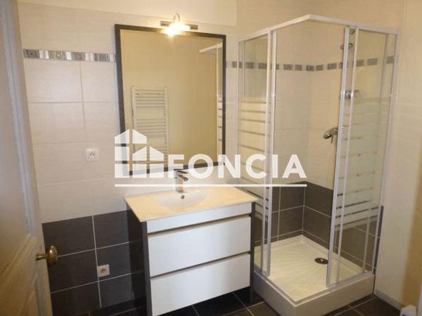 Location Appartement 2 pièces 39 m² - 9 BOULEVARD DE PARIS Aix Les Bains 73100