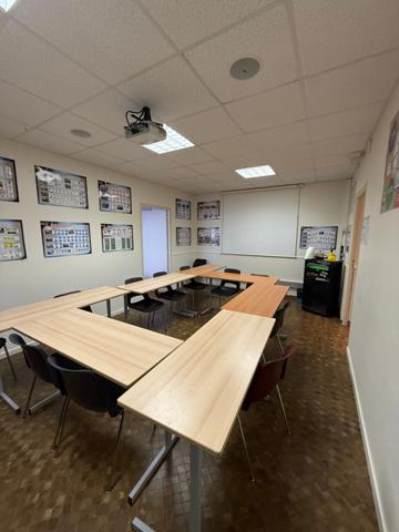 Local/bureau à vendre ANNEMASSE (74)