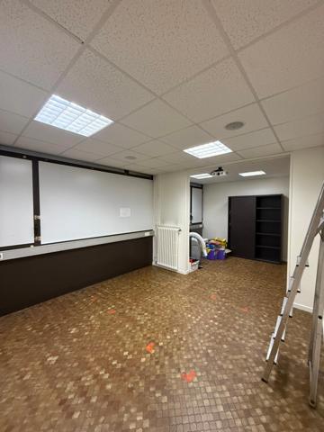 Local/bureau à vendre ANNEMASSE (74)