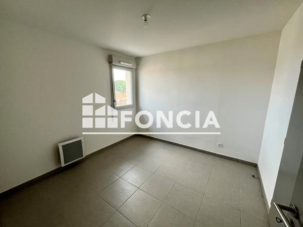 Location Appartement 2 pièces 39 m² - 4 RUE PAUL SAUVIAN Sauvian 34410