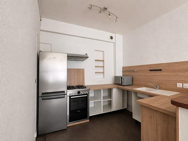 BELLE APPARTEMENT - PLAGE ET CENTRE VILLE - JARDIN