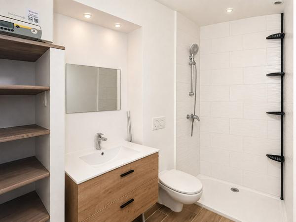 BELLE APPARTEMENT - PLAGE ET CENTRE VILLE - JARDIN