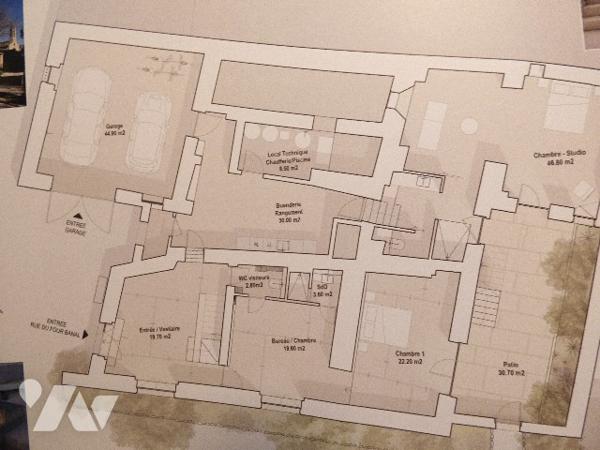 Magnifique propriété de prestige avec vue dominante, située à qq minutes de GRIGNAN au calme