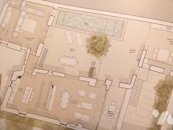 Magnifique propriété de prestige avec vue dominante, située à qq minutes de GRIGNAN au calme