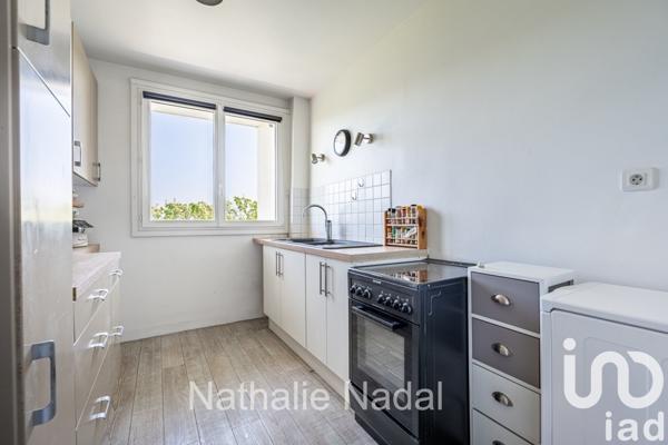 Appartement 4 pièces de 78 m² à Saint-Cloud (92210)