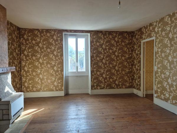 GRANDE MAISON DE 8 PIECES