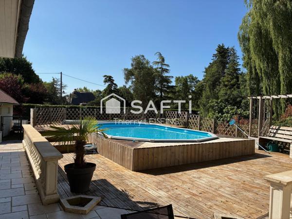 BELLE OPPORTUNITE // Propriété avec piscine, 5 chambres, sur terrain de 4000 m2