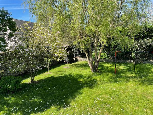 Angers Mongazon - St Leonard 3 chambres 1 bureau Garage Jardin- 140m² au sol