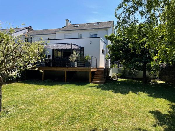 Angers Mongazon - St Leonard 3 chambres 1 bureau Garage Jardin- 140m² au sol