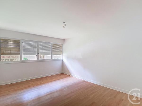 Appartement F3 à vendre  3 pièces - 60,72 m2 EPINAY SOUS SENART - 91
