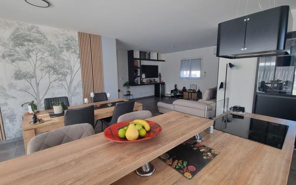 Maison à vendre    4 pièces • 92,29 m2 Montauban