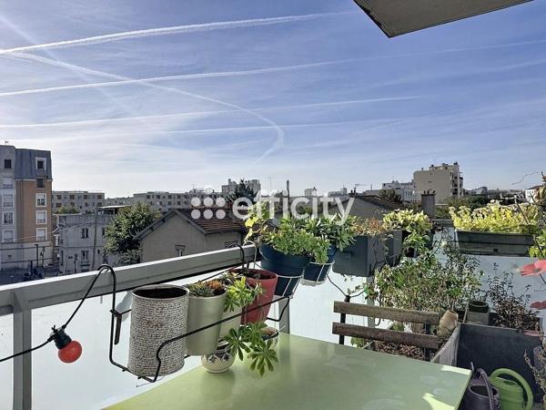 Appartement
         4 pièces
        - 96 m² Exclusivité 580 000 € *