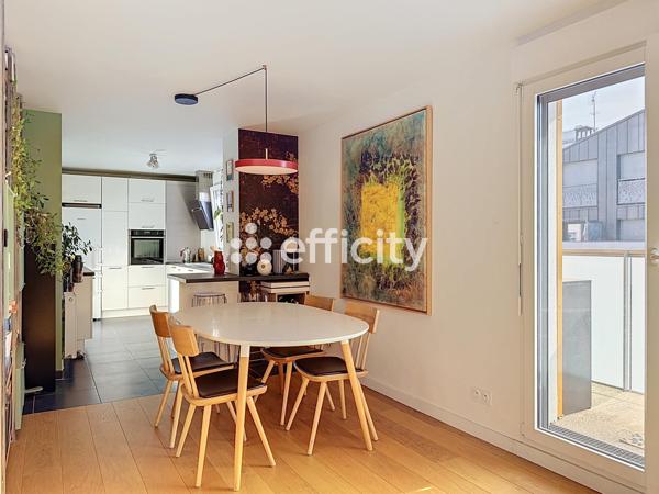 Appartement
         4 pièces
        - 96 m² Exclusivité 580 000 € *