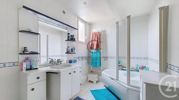 Maison à vendre  4 pièces - 86,88 m 2   GAGNY  - 93