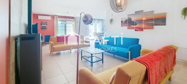 A vendre - Maison T4 R+1  avec piscine et garage, proche des plages.