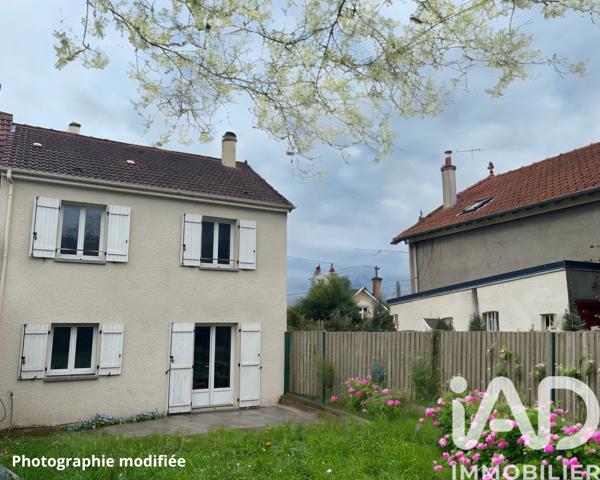Maison à vendre 6 pièces 92 m² Sainte-Geneviève-des-Bois