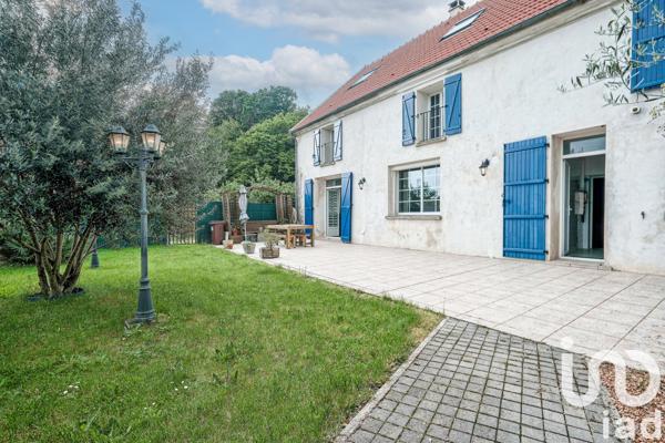 Maison à vendre 6 pièces 225 m² Jossigny