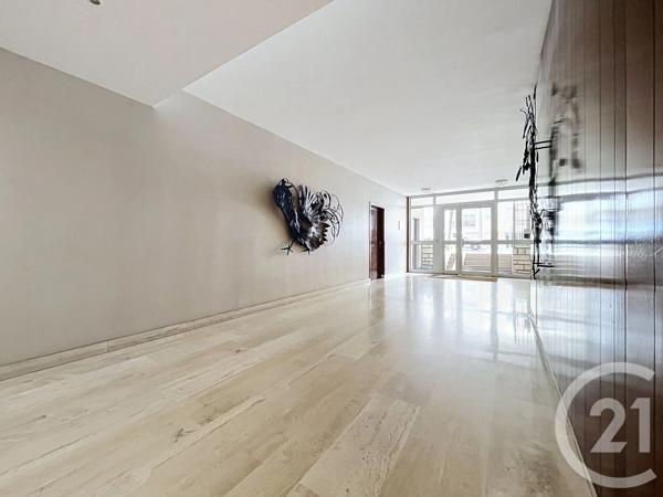 Appartement F1 à vendre  1 pièce - 27,57 m 2   PARIS  - 75020