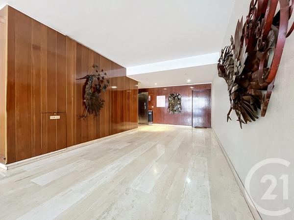 Appartement F1 à vendre  1 pièce - 27,57 m 2   PARIS  - 75020