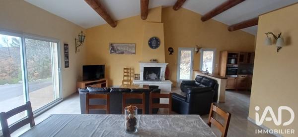 Location maison 6 pièces 180 m² Saint-Michel-l'Observatoire