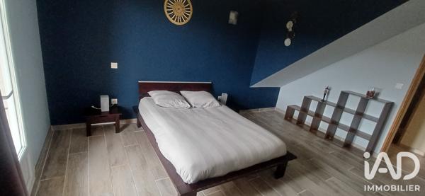 Location maison 6 pièces 180 m² Saint-Michel-l'Observatoire
