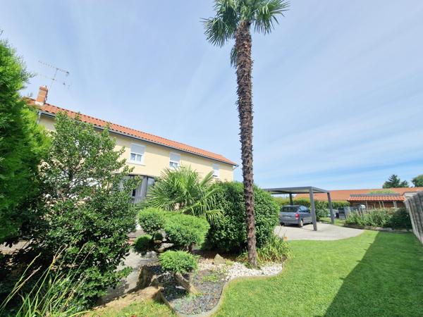 Villefranche-sur-Saône (69400) Maison quartier pavillonnaire dans un cadre verdoyant et paisible