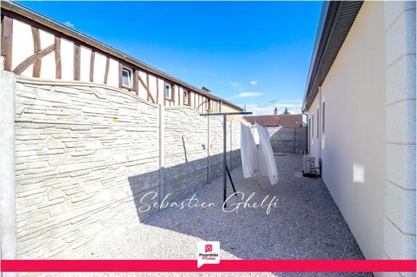maison de plain-pied avec 3 chambres dont 1 suite à pieds des commerces
