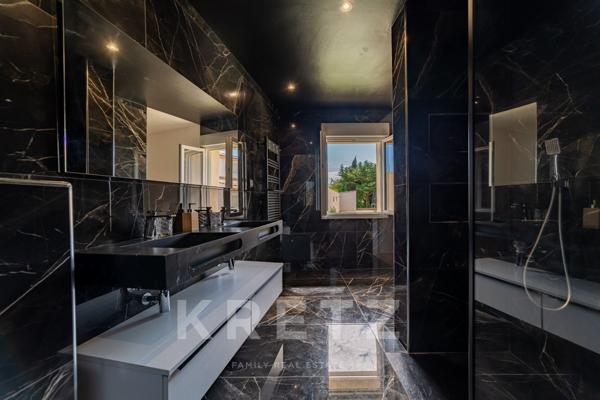 Mas néo-provençal de 400m2 dans un écrin de Verdure