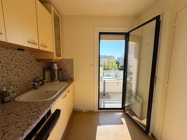 17200 ROYAN ROYAN - T2 meublé avec potentiel T3 proche plage et commerces