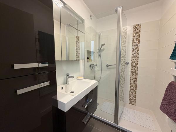 17200 ROYAN ROYAN - T2 meublé avec potentiel T3 proche plage et commerces