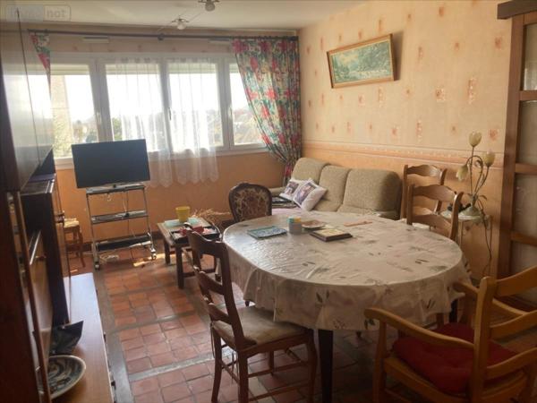 Appartement à vendre à Caudebec-lès-Elbeuf en Seine-Maritime (76320), ref : 76025-1077447