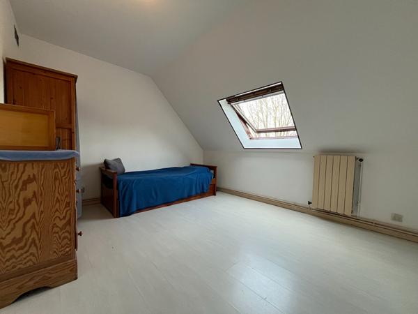 MAISON 6 PIÈCES  JARDIN  ET GARAGE