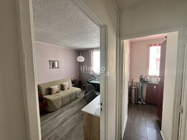 Appartement 3 pièces en centre ville dans résidence tres calme