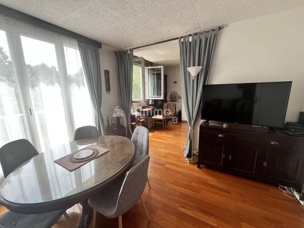 Appartement 3 pièces en centre ville dans résidence tres calme