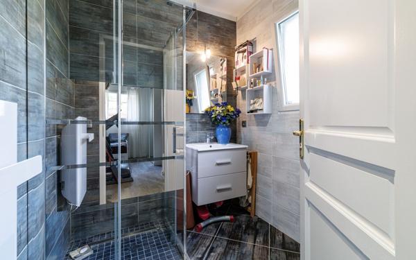 Maison à vendre    4 pièces • 164 m2 Nice