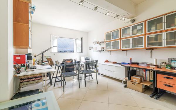 Maison à vendre    4 pièces • 164 m2 Nice