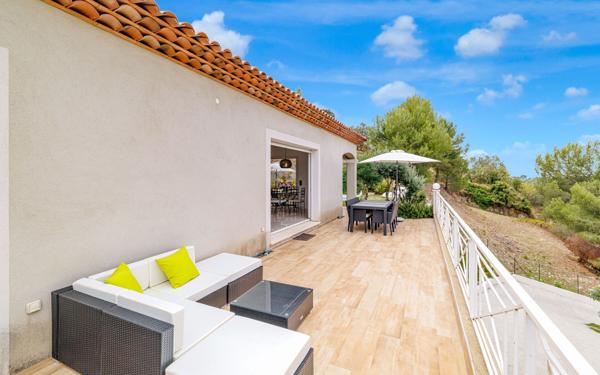 Maison à vendre    4 pièces • 164 m2 Nice