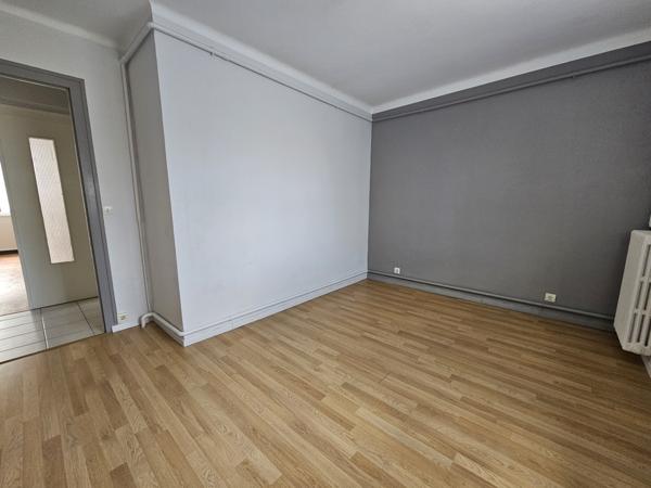 Appartement de type 4 de 70.57m² avec grand box et cave Détails des diagnostics énergétiques