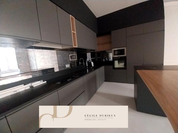 Appartement 4 pièces - 160 m² Bien prestige