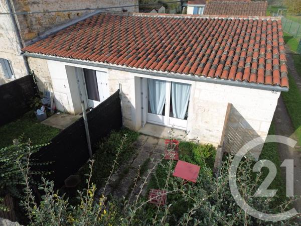 Maison à vendre  5 pièces - 115 m 2   ANGOULEME  - 16