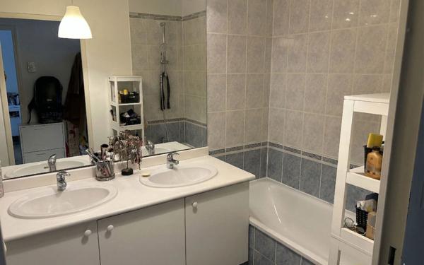Appartement à vendre    3 pièces • 64,04 m2 Nîmes