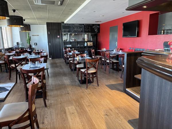 Brasserie 130 couverts avec terrasse sur zone d'activité Rennes Agglo.