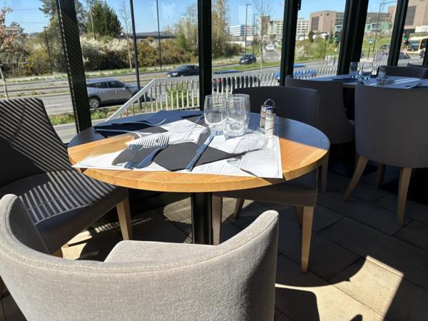 Brasserie 130 couverts avec terrasse sur zone d'activité Rennes Agglo.