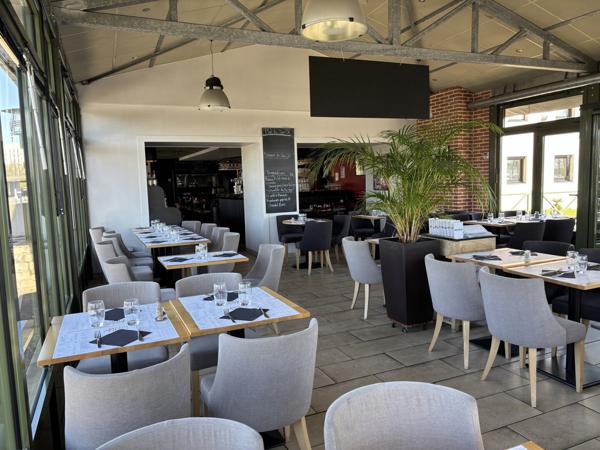 Brasserie 130 couverts avec terrasse sur zone d'activité Rennes Agglo.