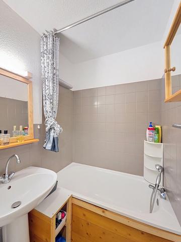 Julie Dos Reis vous présente un studio cosy aux Hameaux du Lay aux Contamines Montjoie