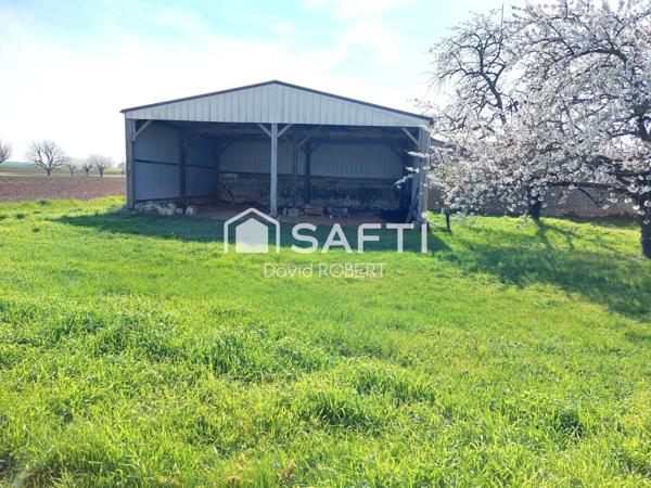 Hangar 100m² sur terrain de 735m²