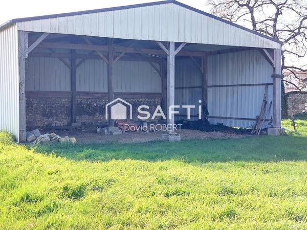 Hangar 100m² sur terrain de 735m²