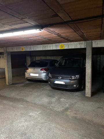 31000 Toulouse Location parking 10 m 2 - 80 € C.C (*) / Réference: M1463