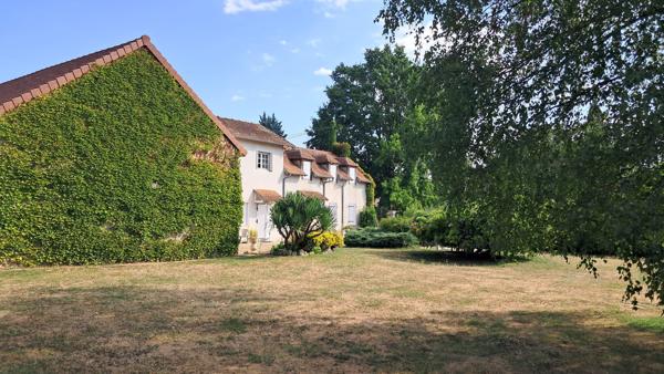 Maison
         4 pièces
        - 160 m² 299 000 € *